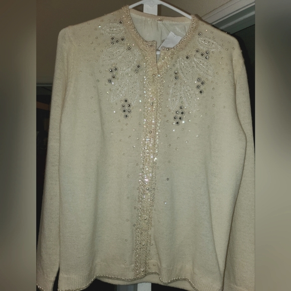 Vintage Sweaters - Vintage beaded lined cream sweater XL